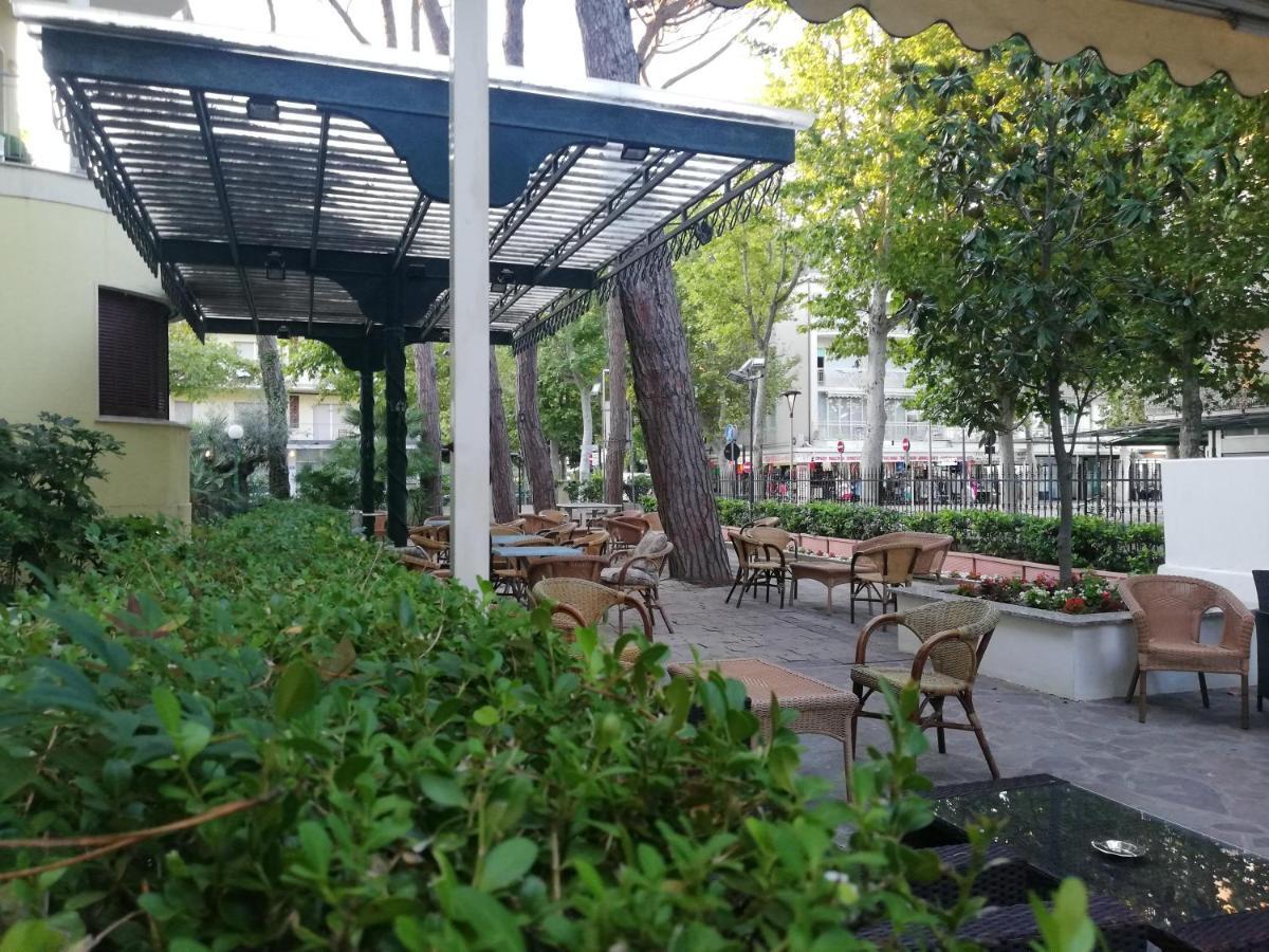Hotel K2 Cervia 3 Stelle Sup 外观 照片
