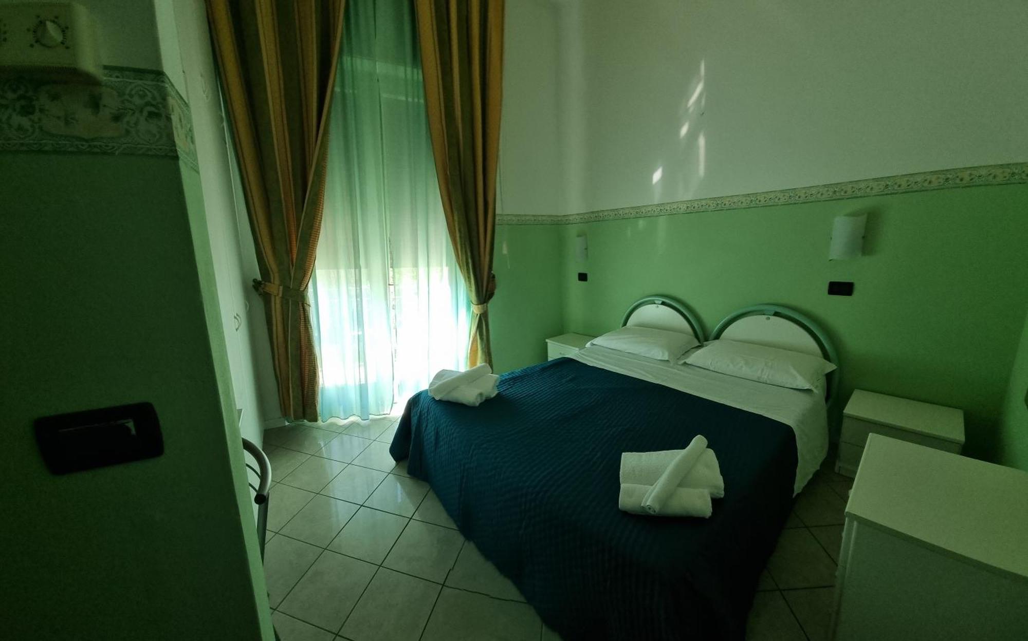 Hotel K2 Cervia 3 Stelle Sup 外观 照片