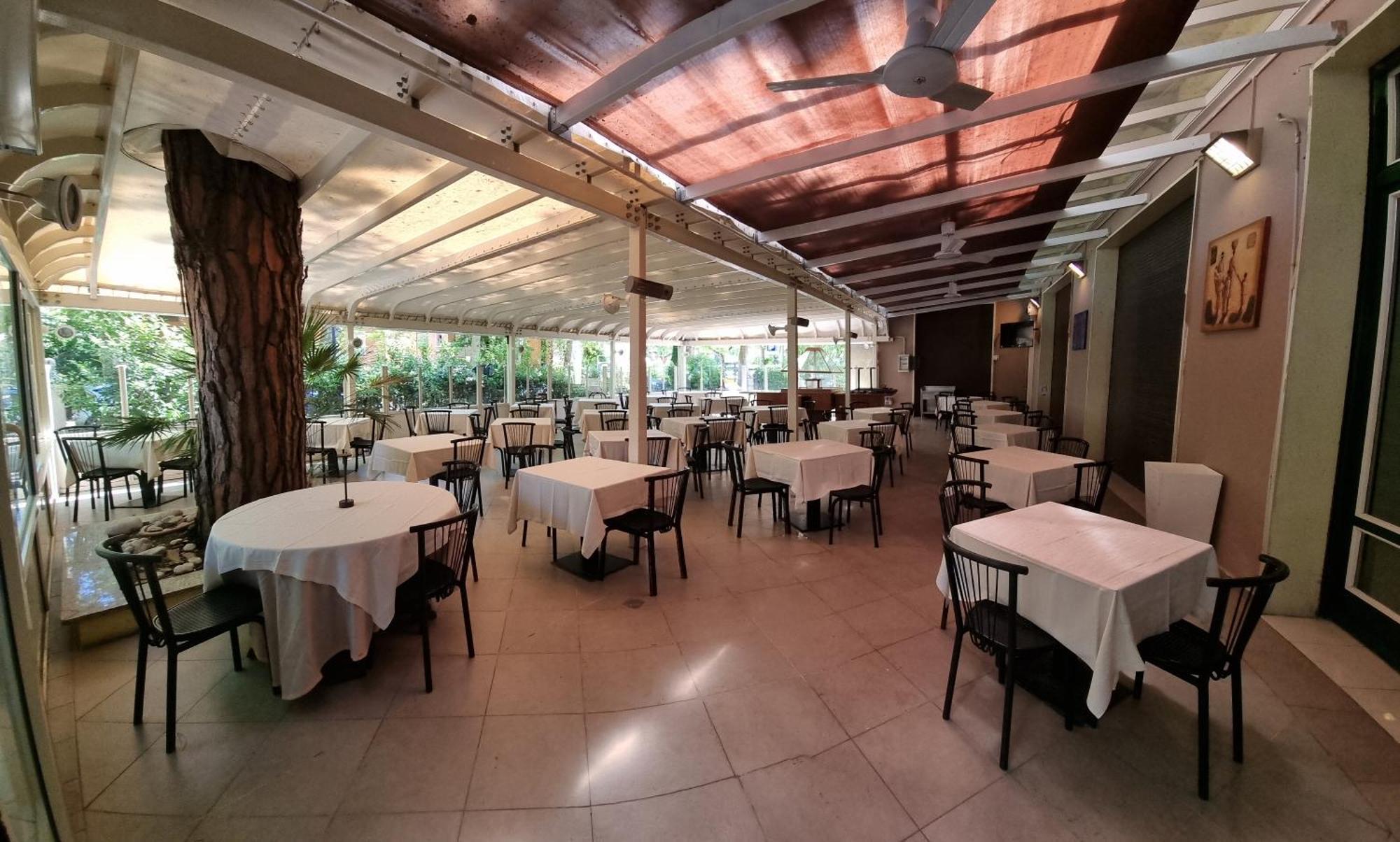 Hotel K2 Cervia 3 Stelle Sup 外观 照片